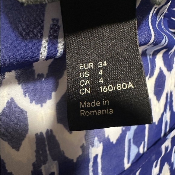 Women's H&M Blue and White Short Sleeve Tunic in Size 4 - Picture 5 of 5